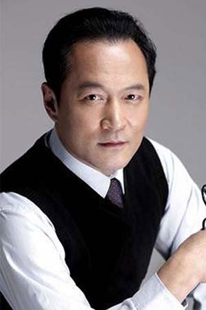 Xinmin Wang portrait