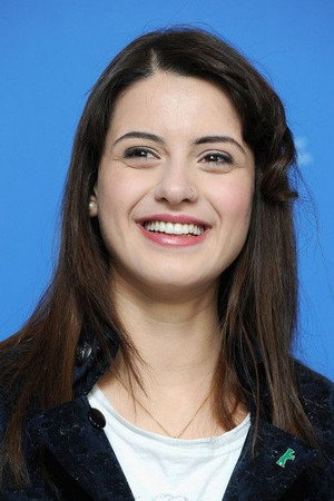 Güneş Sayın portrait