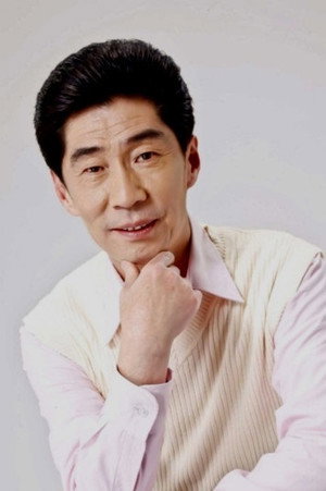 Chen Guoqing portrait