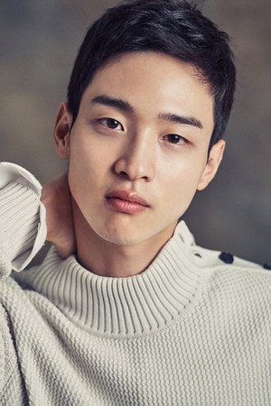 Jang Dong-yoon portrait