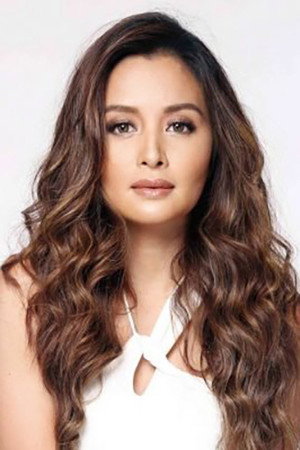 Kris Bernal portrait