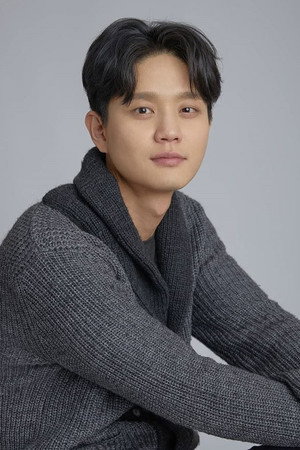Hwang Sang-kyung portrait