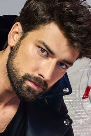 Alp Navruz portrait
