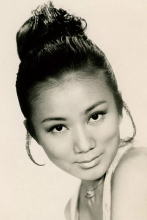 Lisa Chiao Chiao portrait