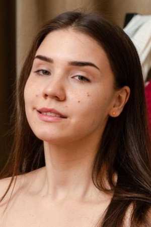 Mila D portrait