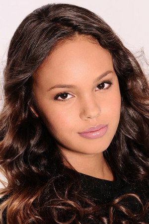 Alisha Boe portrait