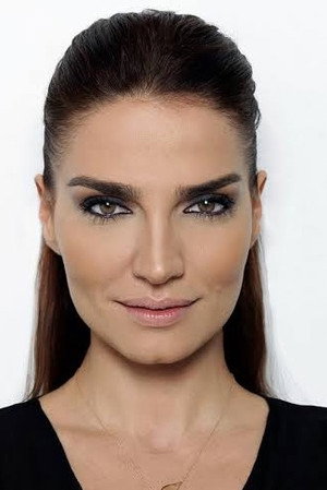 Ebru Akel portrait