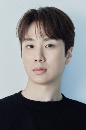 Moon Dong-hyeok portrait