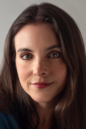 Juliette Roy portrait