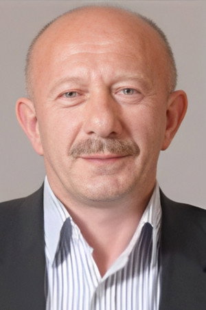 Alay Cihan portrait