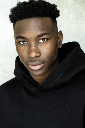 Devante Senior portrait