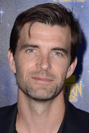 Lucas Bryant portrait