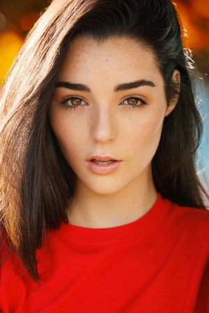 Indiana Massara portrait