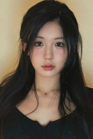 Ai Ye portrait