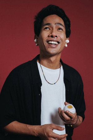 Ari Lesmana portrait