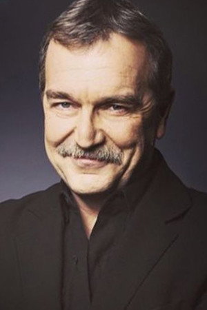 Cem Kurtoğlu portrait