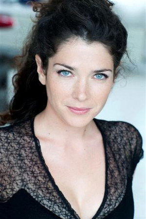 Ornella Bess portrait