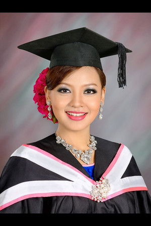 Nang Khin Zay Yar portrait