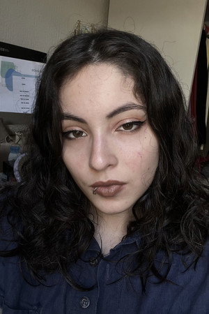 Amanda Amabile portrait