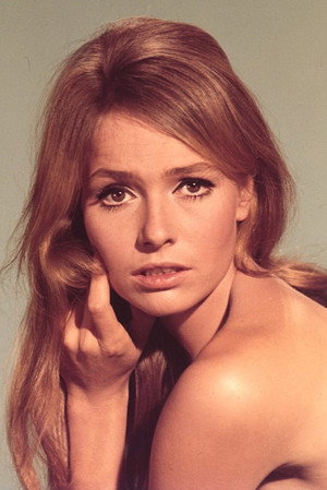 Eva Renzi portrait