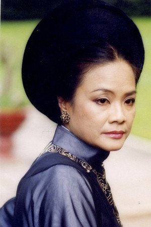 Tú Trinh portrait