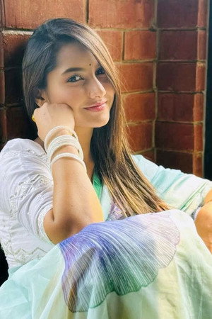 Farin Khan portrait