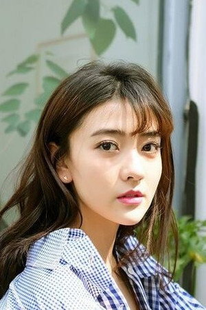 Sun Yining portrait