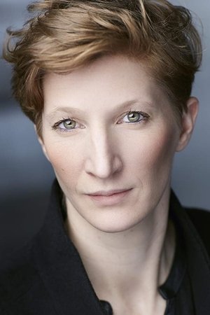 Lisa Reynolds portrait