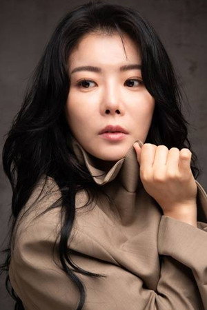 Choi Sung-hee portrait
