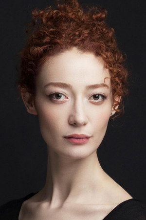 Özlem Öçalmaz portrait