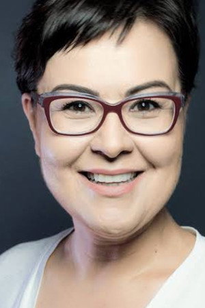 Süeda Çil portrait