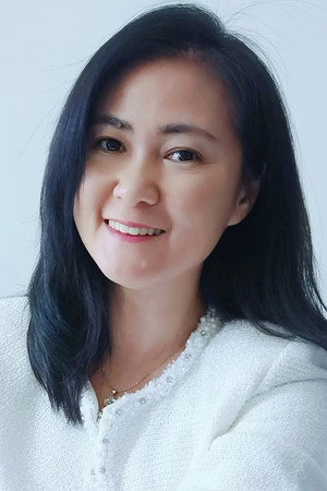 Evon Tay portrait