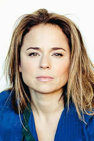 Suzanne Clément portrait