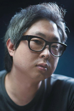 Kang Hyoung-chul portrait