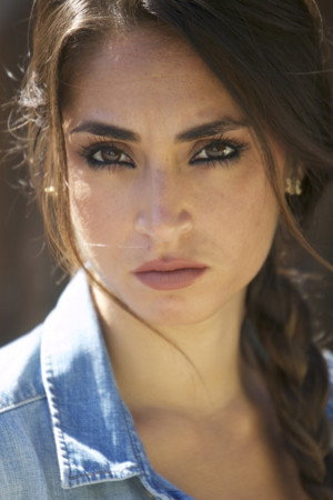Nihan Gur portrait