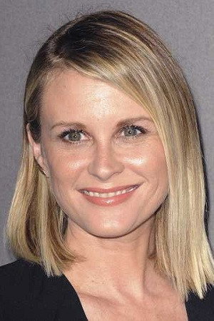 Bonnie Somerville portrait