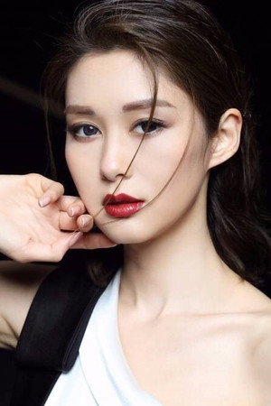 Eliza Sam portrait