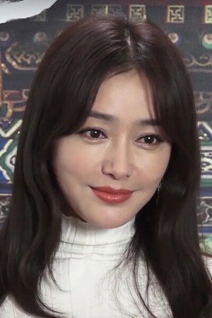 Qin Lan portrait