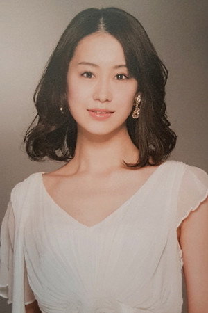 Manaki Reika portrait