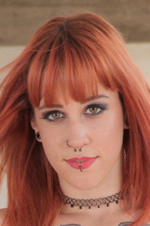 Lilyan Red portrait