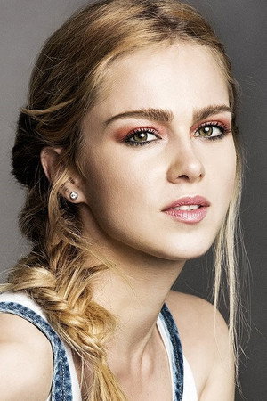 Carla Nieto portrait