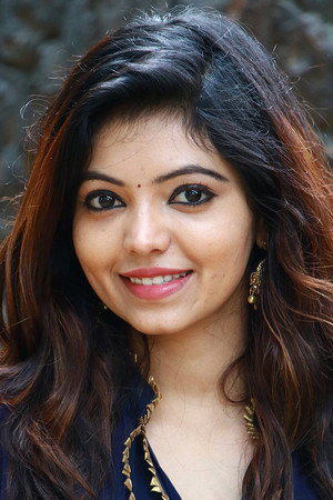 Athulya Ravi portrait