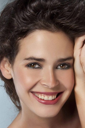 Pelin Batu portrait