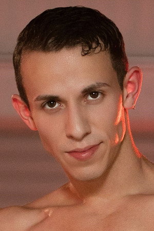 Des Irez portrait