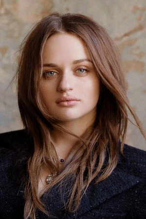 Joey King portrait