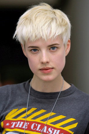 Agyness Deyn portrait
