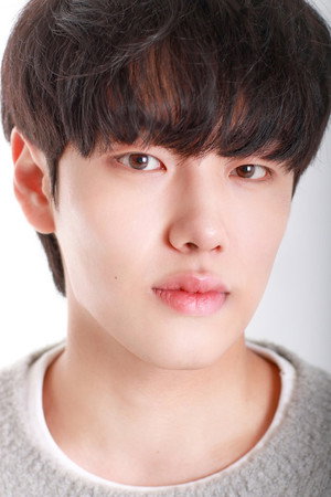 Yoon Hyun-soo portrait