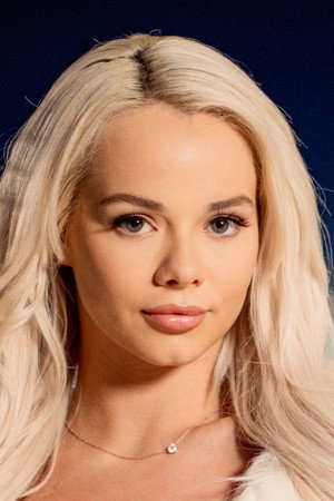 Elsa Jean portrait