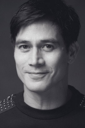 Piolo Pascual portrait