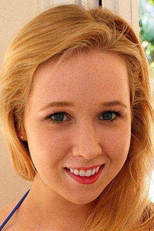 Addison Heart portrait